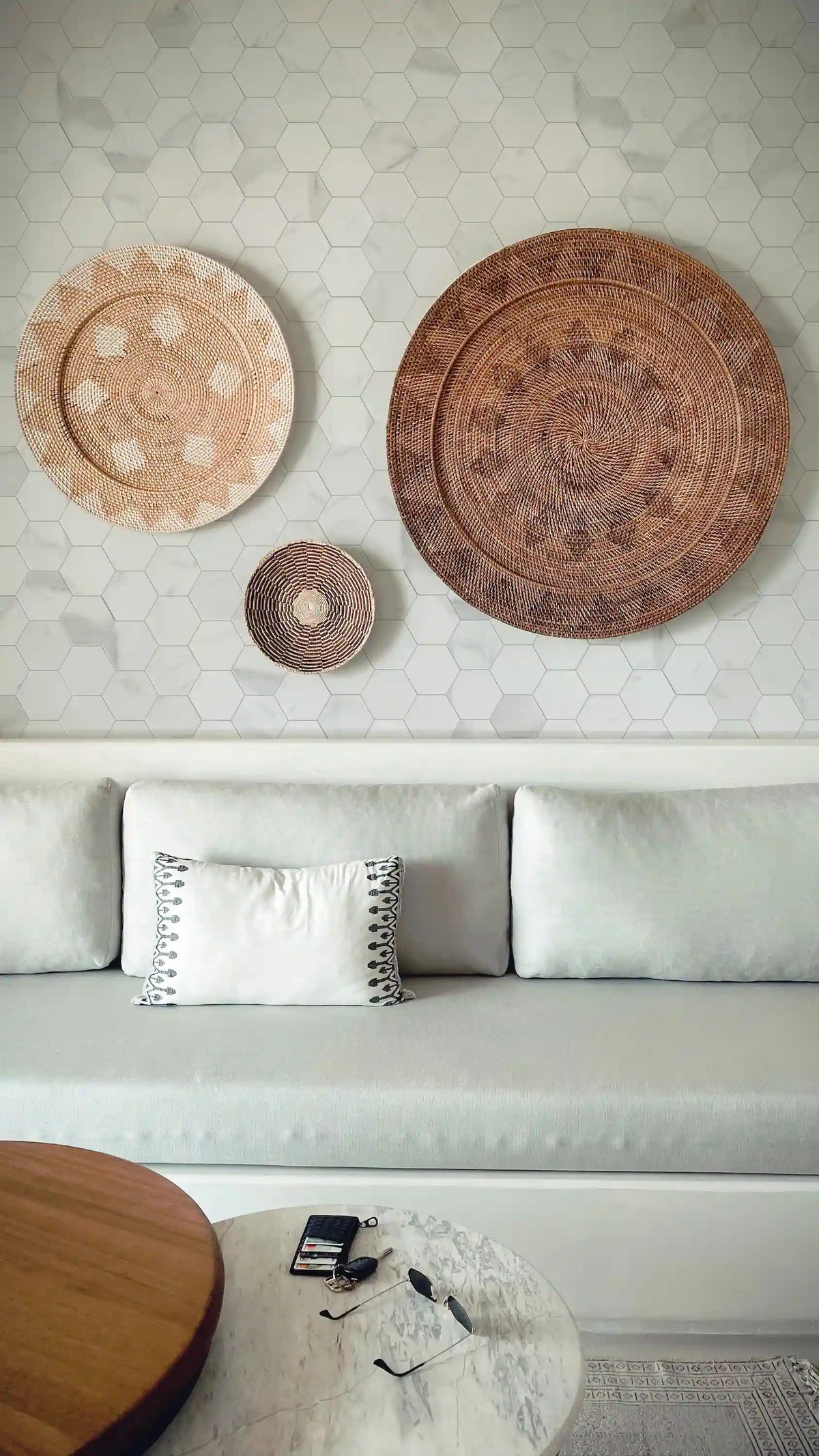 Statuario-Hexagon-Peel-and-Stick-Tiles-in-living-Room